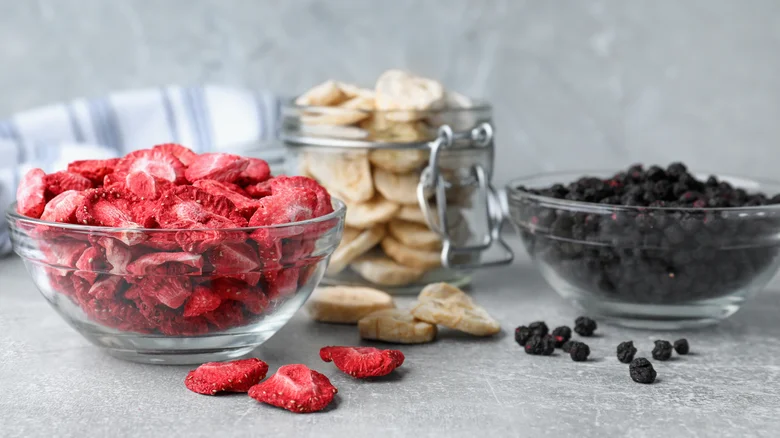 How Long Does It Take to Freeze-Dry Fruit? Experts Reveal!